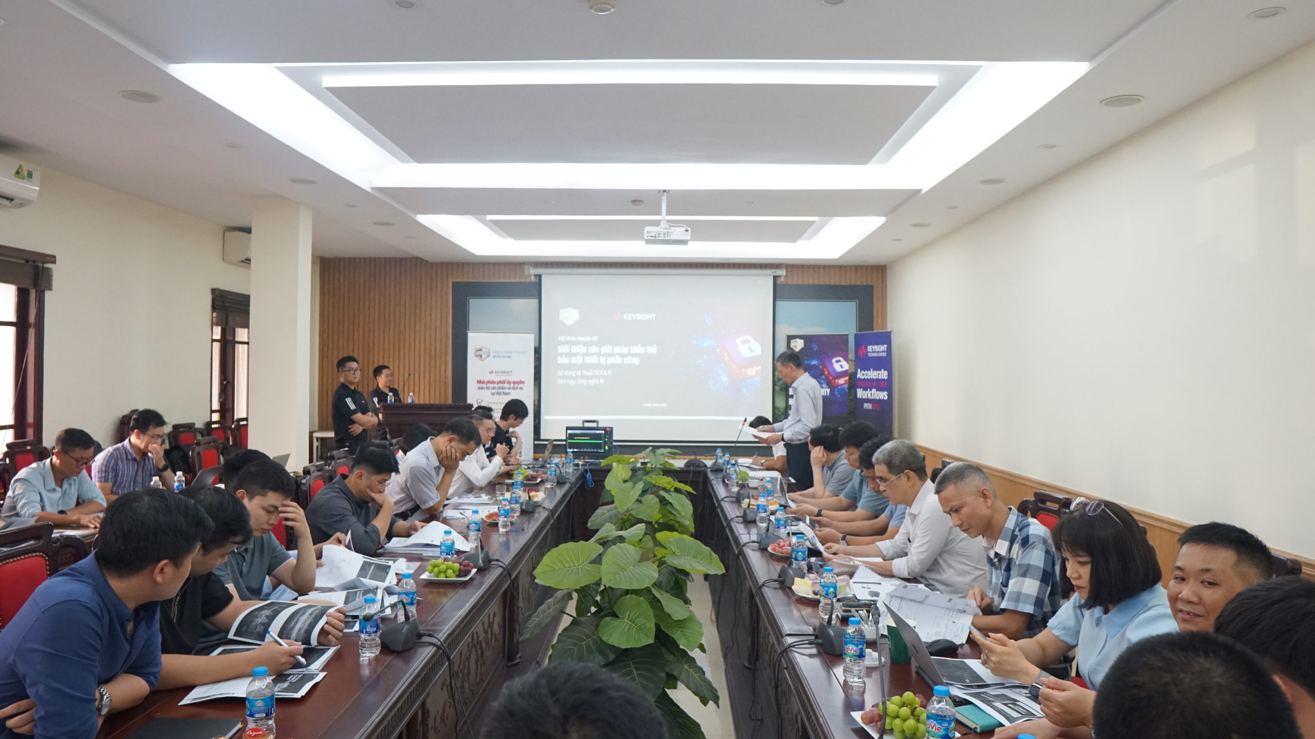 Keysight-Riscure-Mitas-Nhakhachkc-hoithao